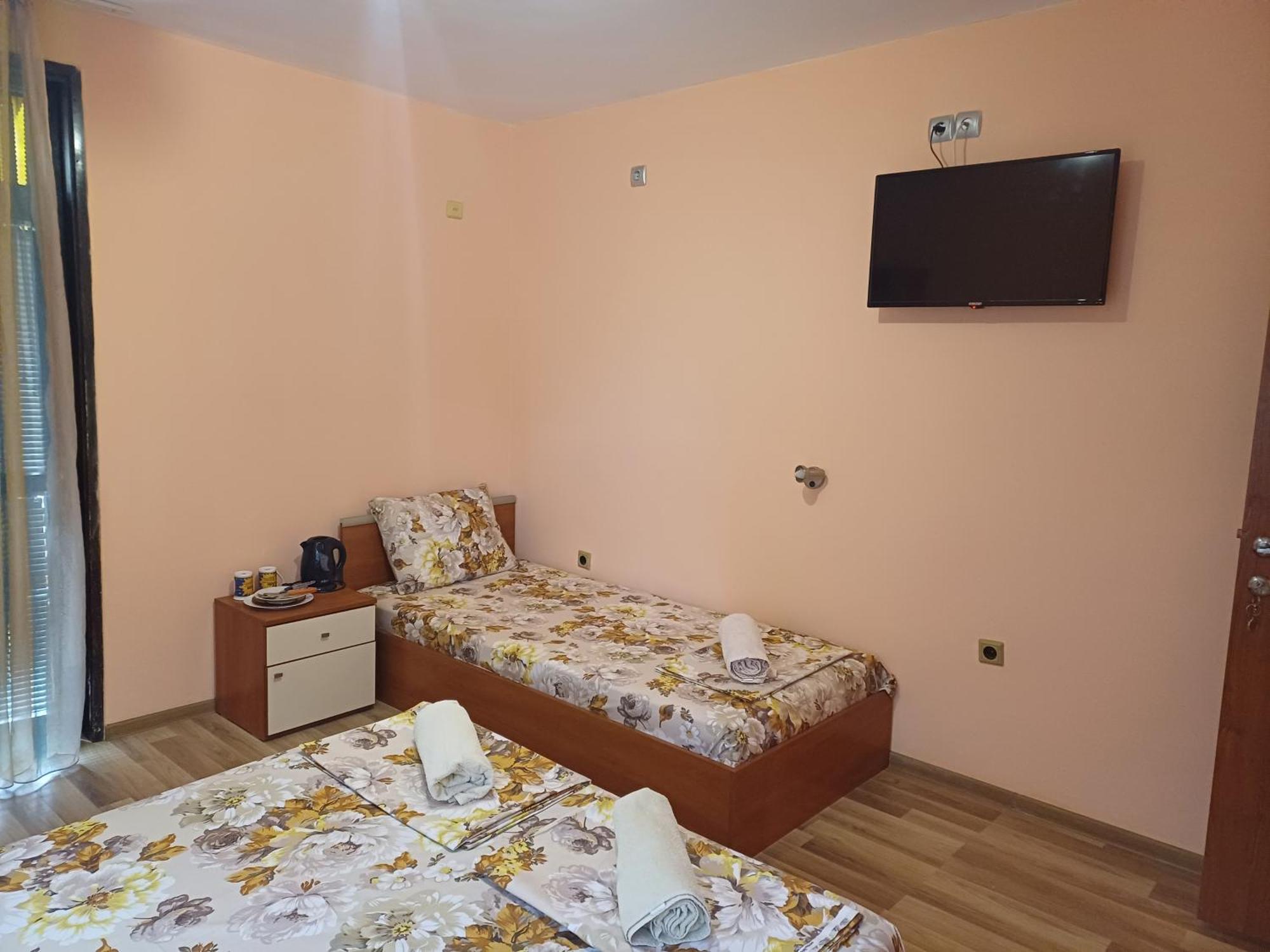 Апартаменти И Стаи За Гости Анхиало Pomorie Eksteriør billede