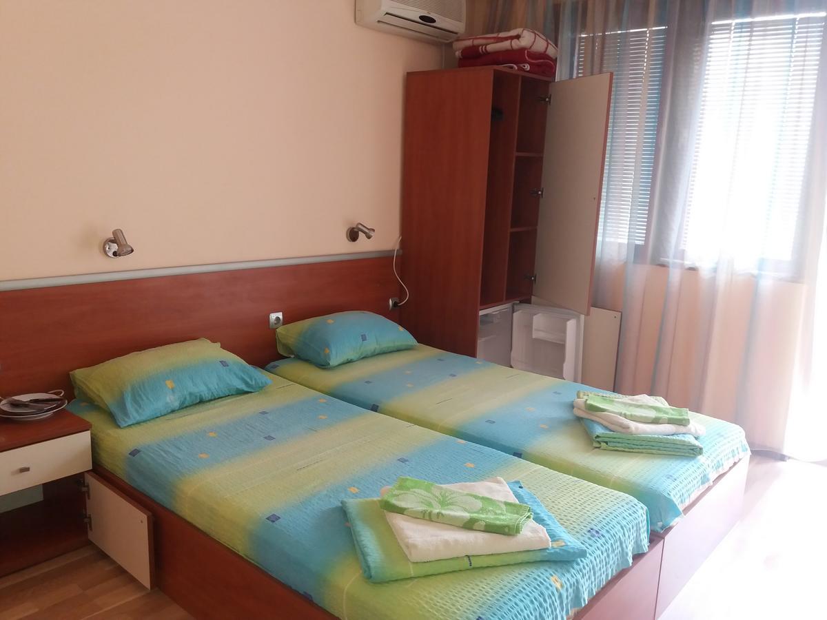 Апартаменти И Стаи За Гости Анхиало Pomorie Eksteriør billede